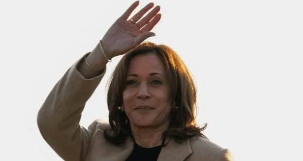 Harris puts pressure on Trump over medical records