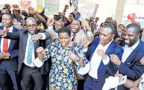 UoN vice chancellor orders striking dons back to class