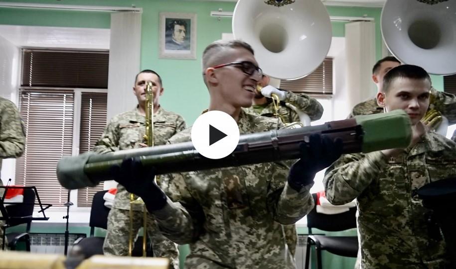 The famous Christmas carol inspiring Ukraine's defenders