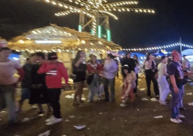 Three killed and dozens injured by bomb at Thai festival