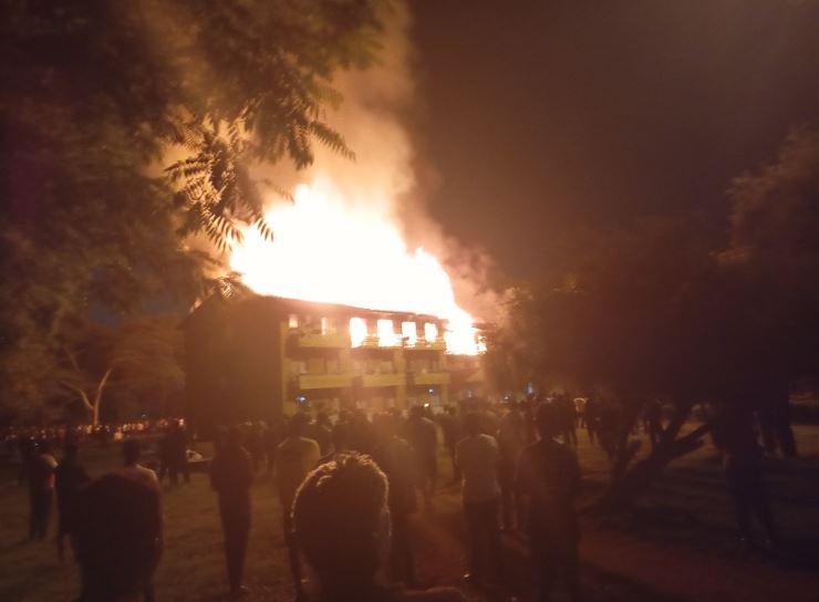 JKUAT: Few students injured in dawn hostel fire