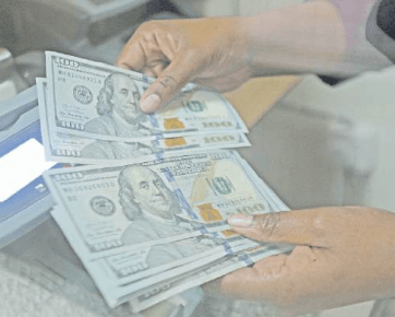 Investors in Kenya bet more in dollar instruments despite stable shilling