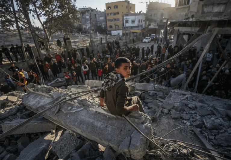 Gazans anxiously await ceasefire, fearing last-minute catastrophes