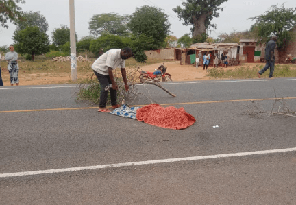 Two killed in miraa van accident on Kitui-Kibwezi Road