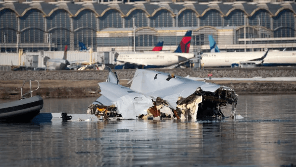 Black boxes found as officials examine US plane crash