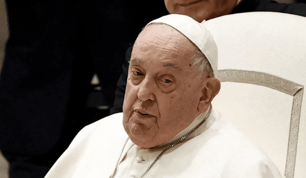 Pope to be admitted to hospital for bronchitis