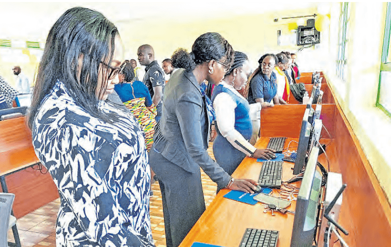 Alumni gift Kiambu school 50 computers