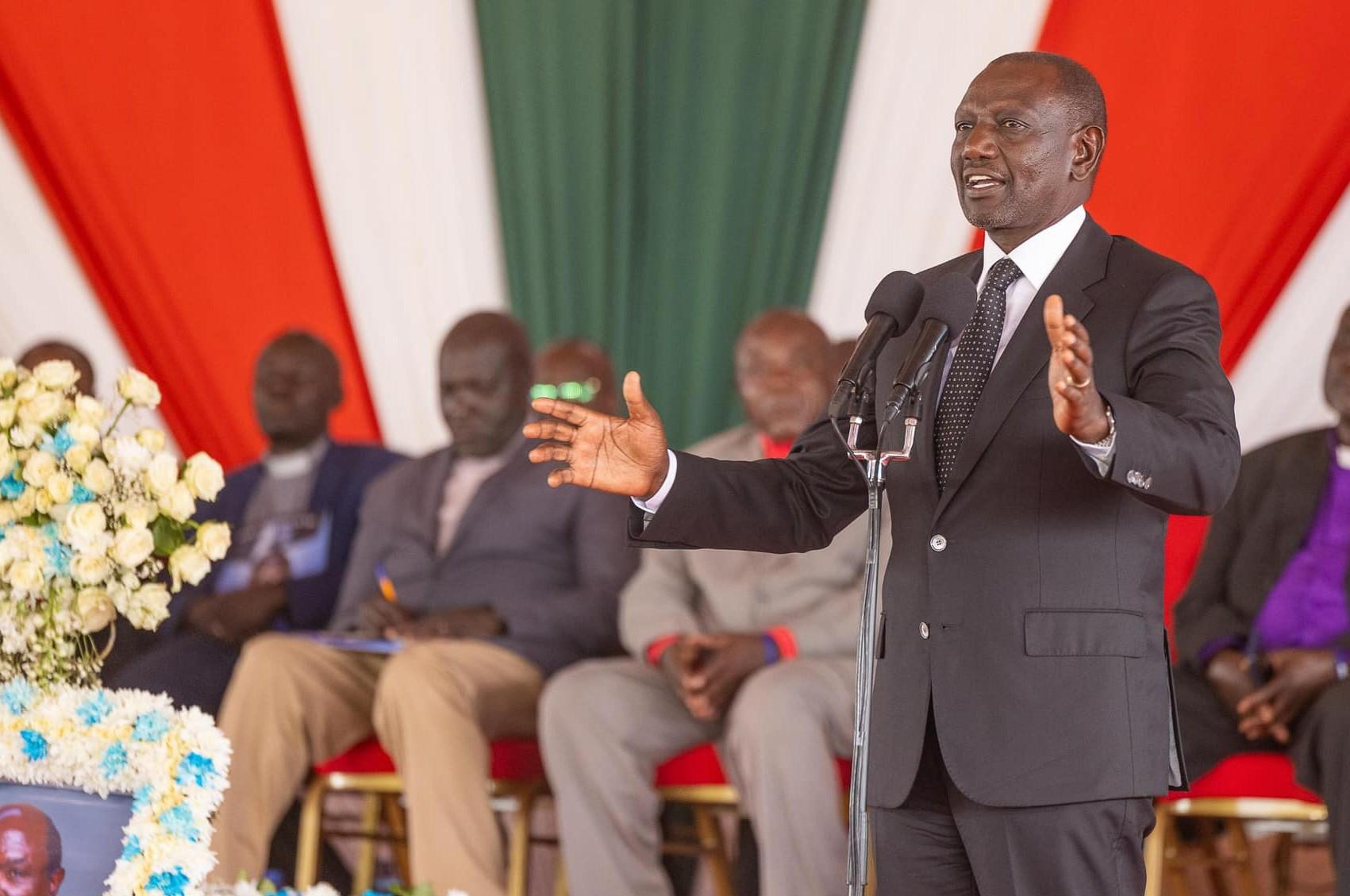 Kazi ilimpata! Ruto praises Chebukati as a man of integrity