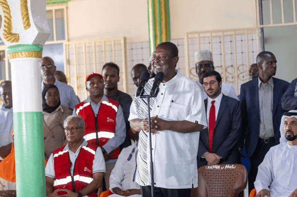 Mudavadi oversees Iftar support in Kibera