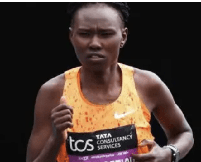 Kenya's Chepngetich breaks marathon world record