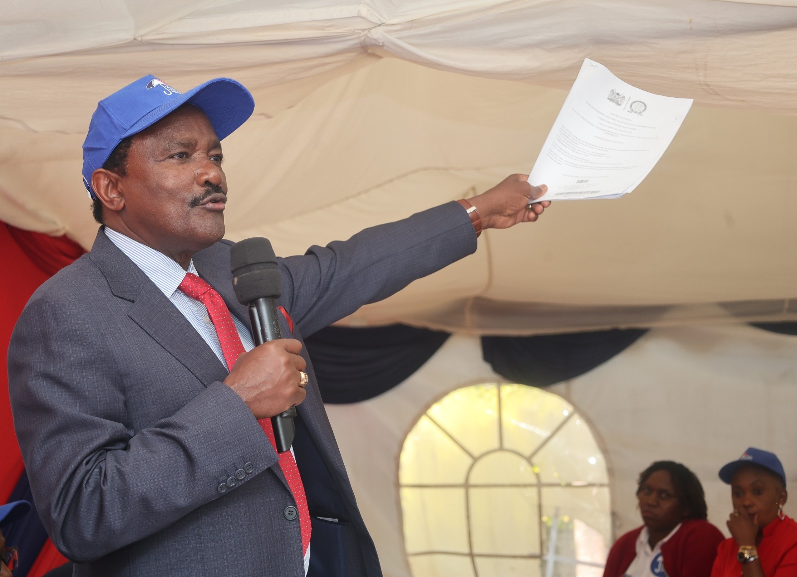 Kalonzo fires back at Ruto over road to his home